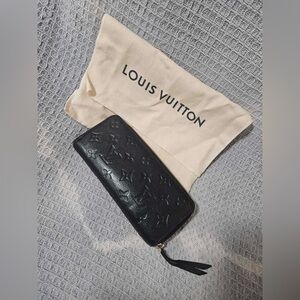 🖤- low start Louis Vuitton Clemence Empreinte, EUC